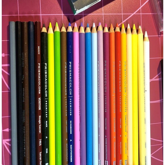 Assorted Prismacolor Premier Colors Pro Art Drawing Graphite Drawing Pencil Sets - Picture 4 of 10